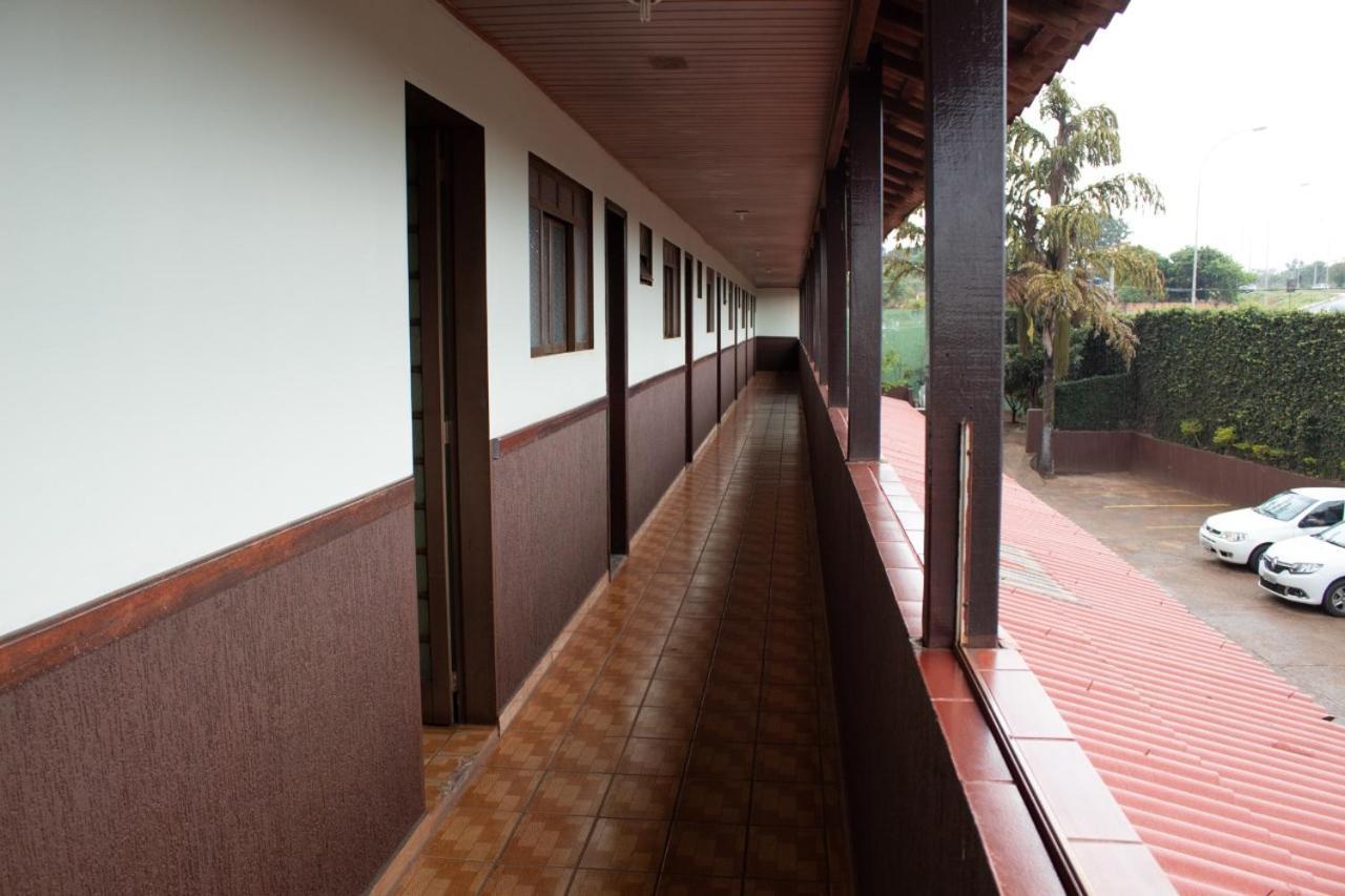 Hotel Park Valparaiso de Goias エクステリア 写真